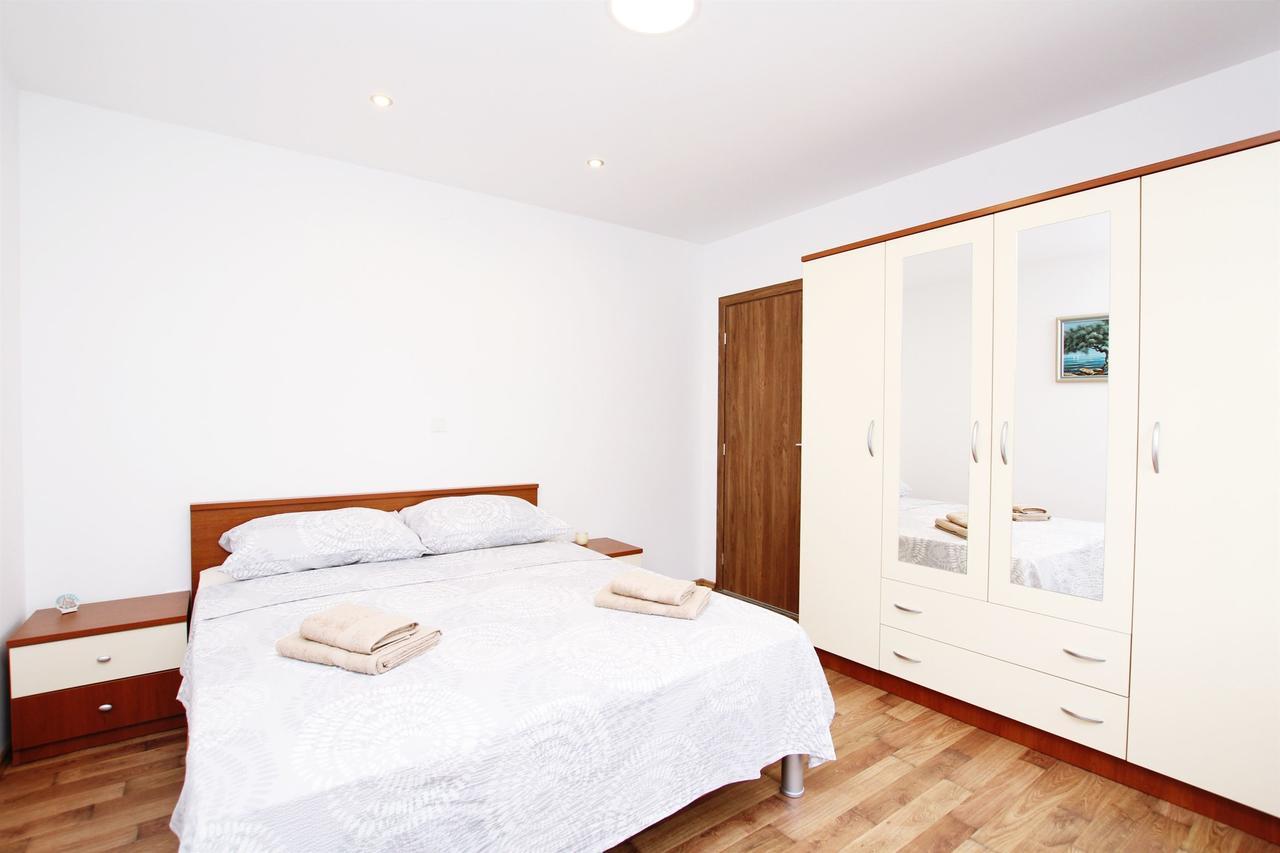 Apartment Anica Trogir Luaran gambar