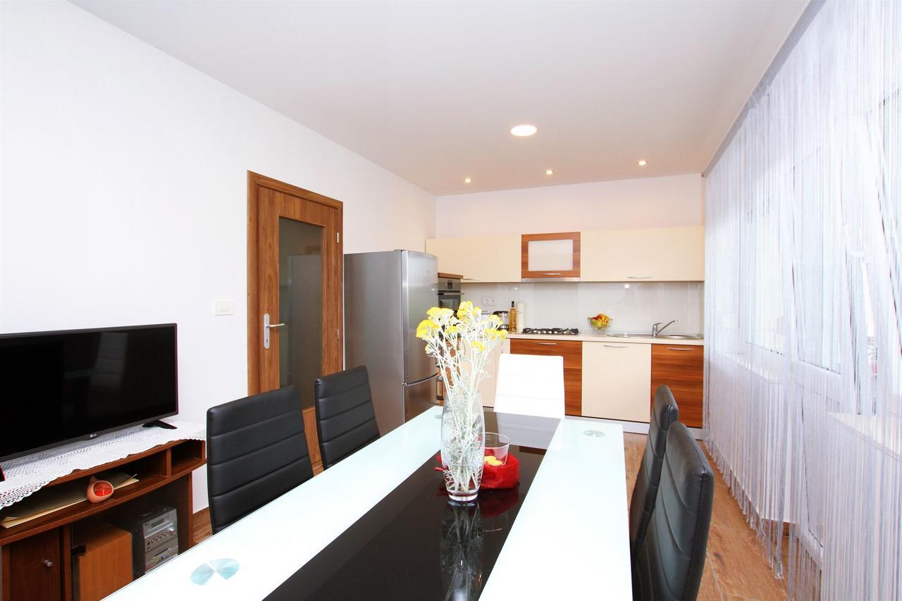 Apartment Anica Trogir Luaran gambar